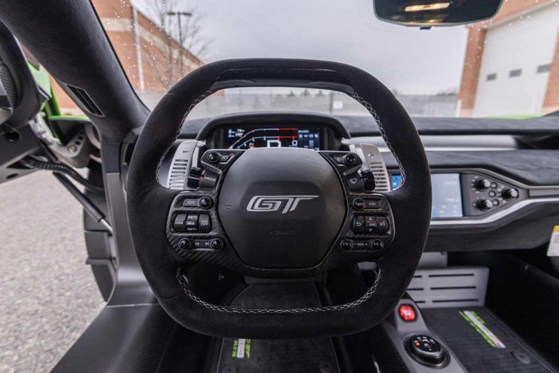 В продаже Ford GT в необычном ярко-зеленом цвете: это была опция за 2,3 млн рублей 2 В продаже Ford GT в необычном ярко-зеленом цвете: это была опция за 2,3 млн рублей