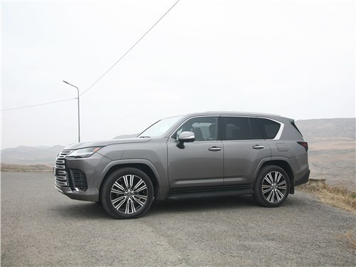 Lexus LX — когда обновление идет на пользу