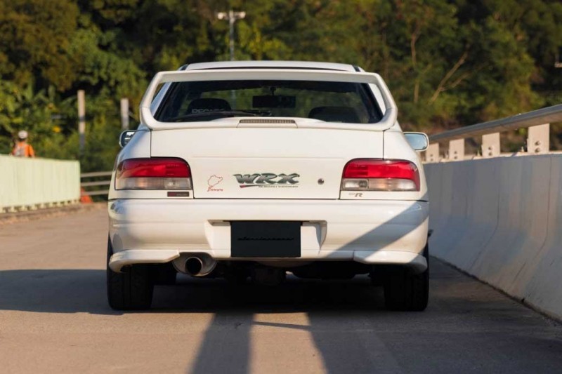 На онлайн-торги выставили сразу два редких Subaru Impreza WRX STI Type R
