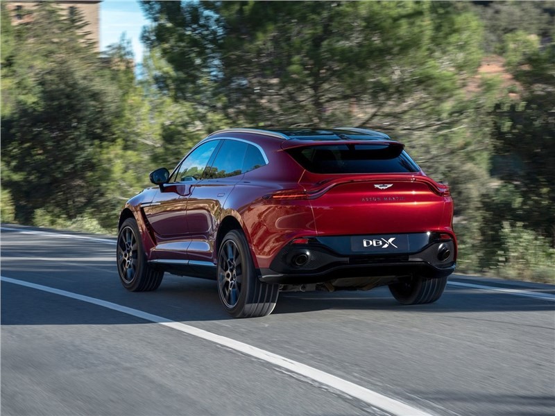 Aston Martin анонсировал самый мощный кроссовер