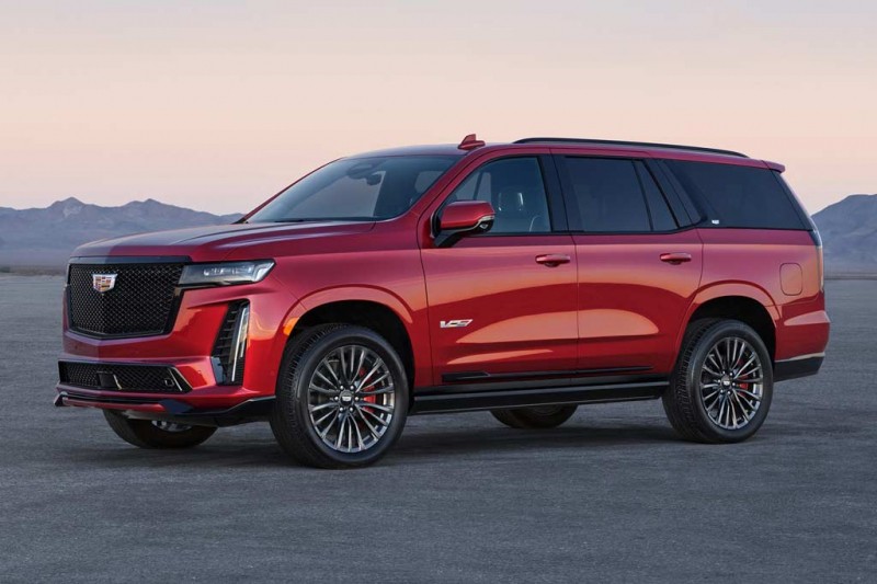 GM показал как будет выглядеть «заряженный» Cadillac Escalade-V