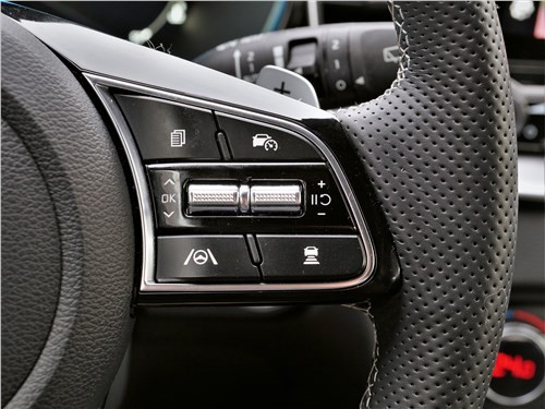 Тест-драйв KIA Ceed (поколение III рестайлинг) - «И вновь продолжается спорт»
