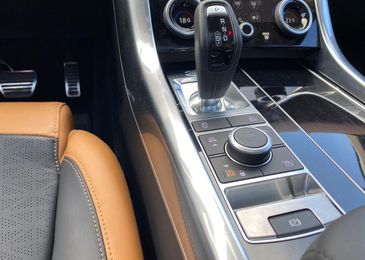 &laquo;Толстовку&raquo; на пиджак: тест-драйв Range Rover Sport 2022 модельного года
