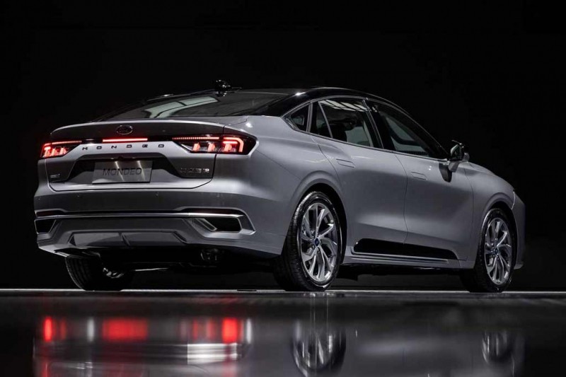 Представлен Ford Mondeo 2022 нового поколения: теперь это эксклюзив для Китая