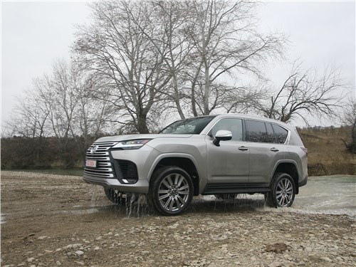 Lexus LX - когда обновление идет на пользу
