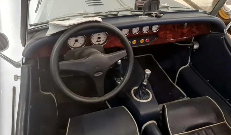 В РФ продают экзотический Morgan Roadster: дороже, чем в Европе
