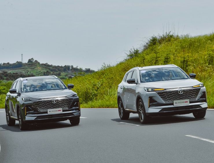Китайская Changan предложит россиянам аляповатый кроссовер CS55 Plus