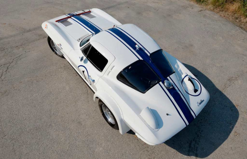 Гоночный Corvette C2 с богатой историей хотят продать с молотка за 265 млн рублей