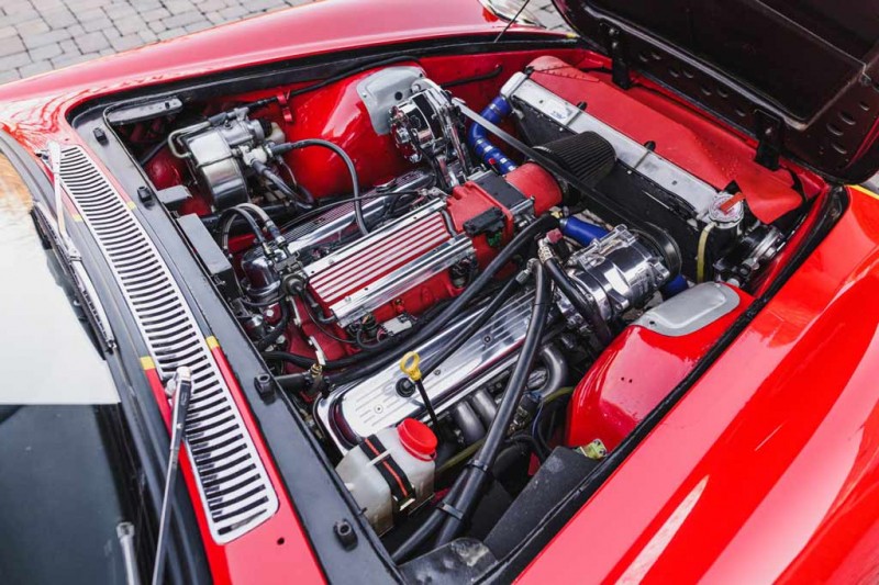 На торги выставлен Ferrari 250 GTE 2+2 1962, который оснастили мотор LT1 V8