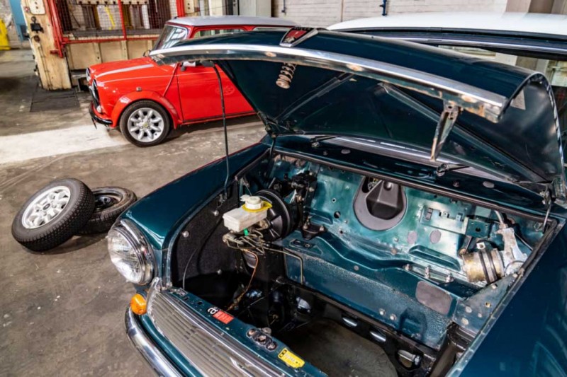MINI запустила программу перевода на электротягу своих классических моделей 3 MINI запустила программу перевода на электротягу своих классических моделей
