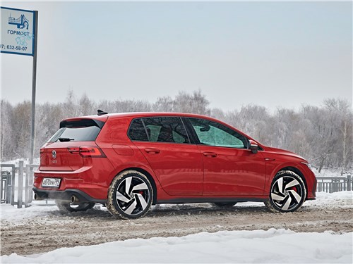 Volkswagen Golf GTI - почему он сегодня бесполезен
