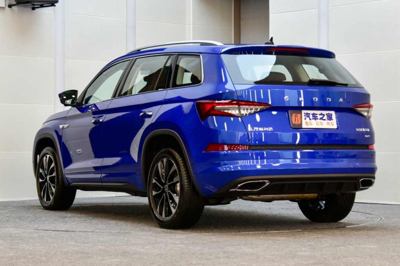 Skoda Kodiaq 2022 получил салон как у Октавии: но в РФ он не появится