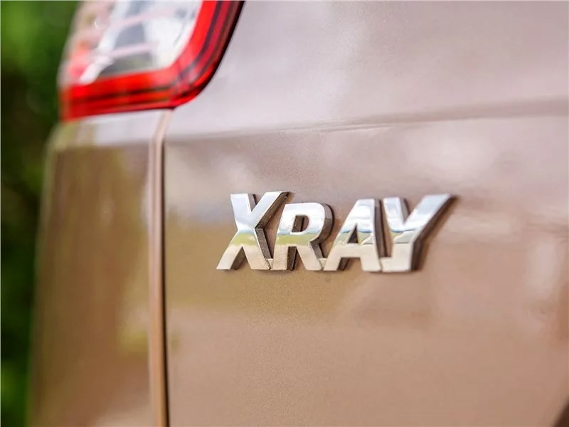Второе поколение Lada Xray станет кроссовером на базе новой «Нивы»