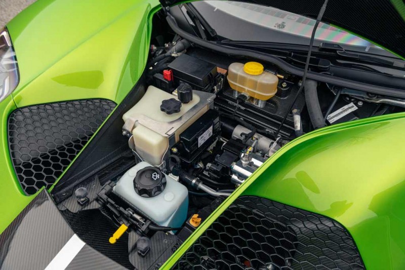 В продаже Ford GT в необычном ярко-зеленом цвете: это была опция за 2,3 млн рублей 6 В продаже Ford GT в необычном ярко-зеленом цвете: это была опция за 2,3 млн рублей