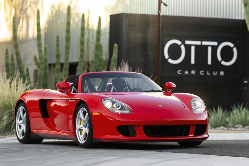 Porsche Carrera GT в редком цвете ушел с молотка за невероятные 1,9 млн долларов