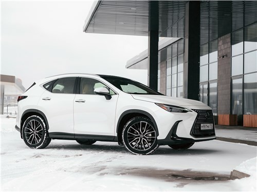 Lexus NX- вызов немецким кроссоверам 28 Lexus NX- вызов немецким кроссоверам