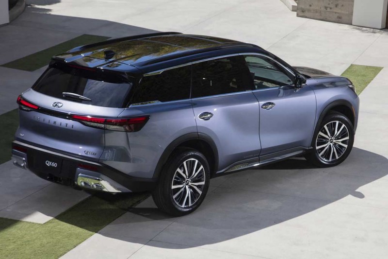 Новый кроссовер Infiniti QX60 2022 стал солиднее и современнее