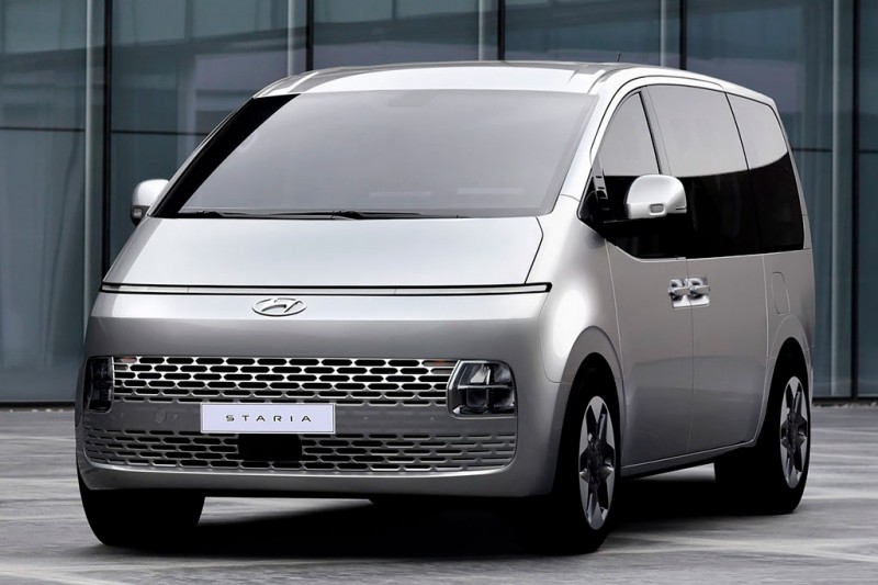 Серийный Hyundai Staria: новый минивэн от корейского автопроизводителя