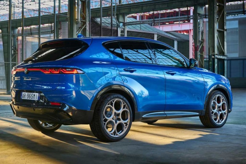 Представлен серийный Alfa Romeo Tonale: новый компактный кроссовер