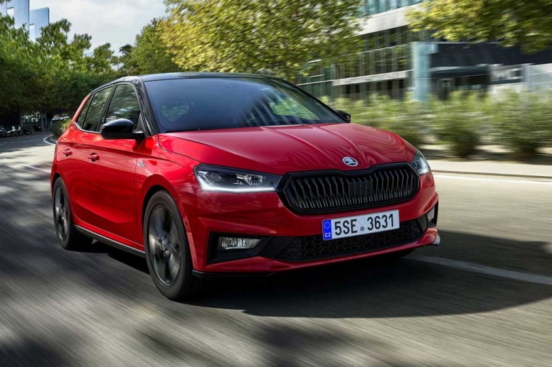 Skoda Fabia 2022 обзавелась &laquo;спортивной&raquo; версией Monte Carlo