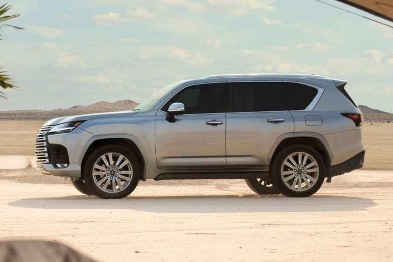 Японцы презентовали внедорожник Lexus LX 2022 нового поколения