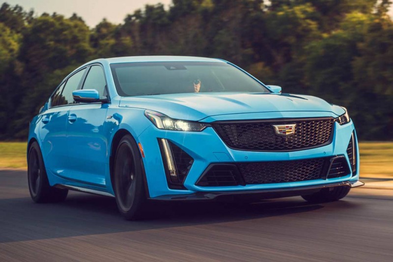 Топ-10 мощных автомобилей на рынке, которые пока еще можно купить с МКПП