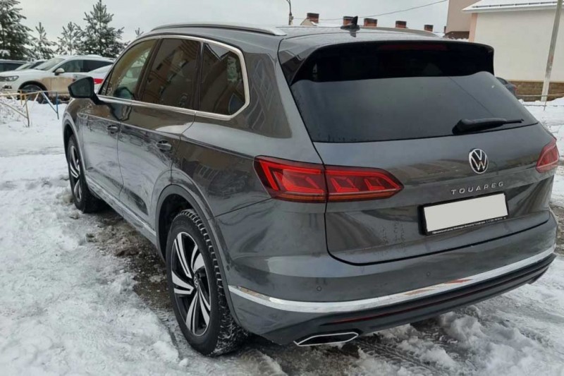 VW Touareg машина в принципе машина неплохая: но после LX 570 как-то не очень