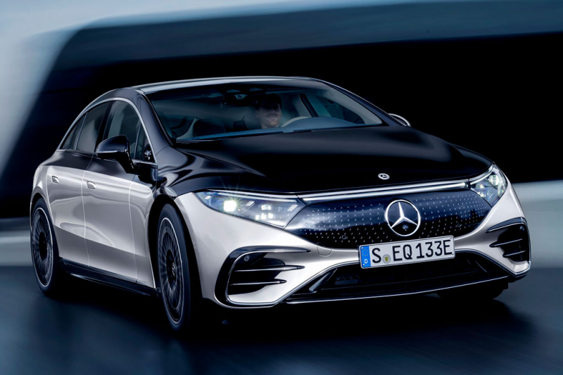 Mercedes-Benz EQS: премиальный электрический лифтбек