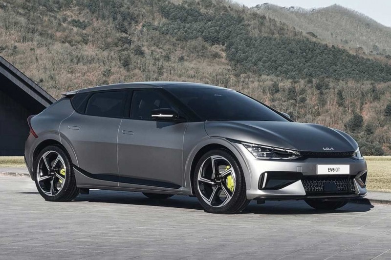 Представлен серийный KIA EV6: электрический кросс-хэтч от корейцев 1 Представлен серийный KIA EV6: электрический кросс-хэтч от корейцев