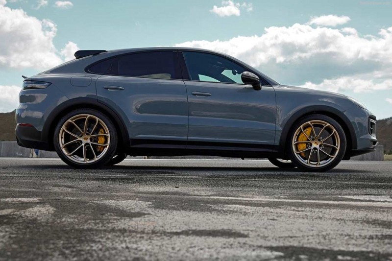Porsche Cayenne Turbo GT: представлен самый быстрый Кайен за всю историю