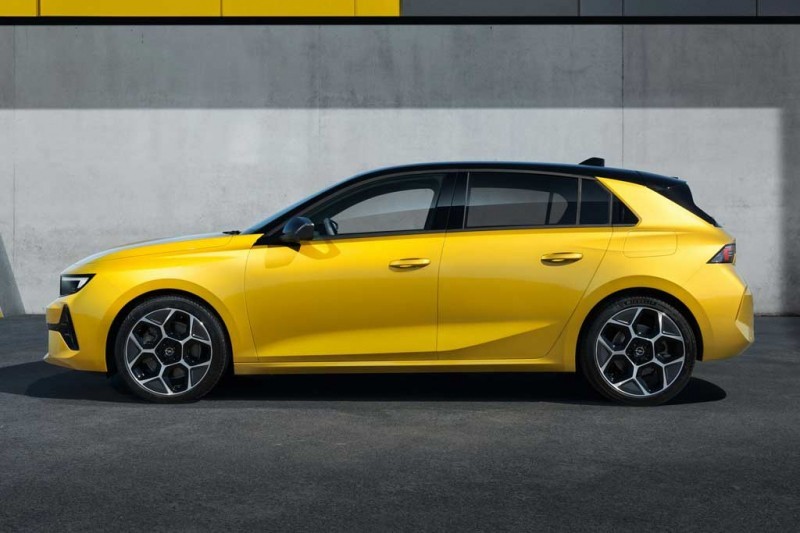 Новый Opel Astra L 2022 оказался перелицованной версией Peugeot 308