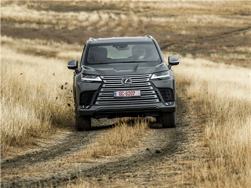 Тест-драйв Lexus LX (поколение IV рестайлинг) - Свежее прочтение имиджа и ценностей Lexus LX