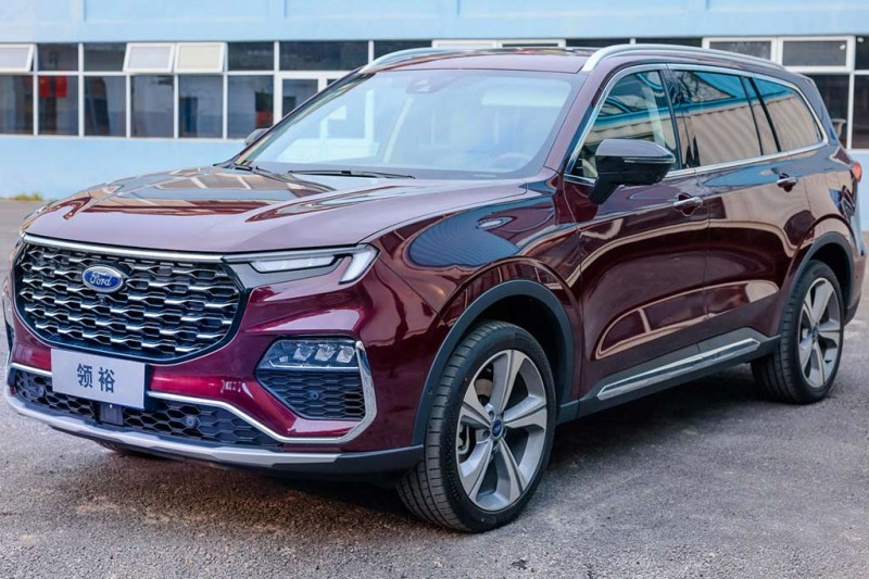 Ford Equator: новый кроссовер от «голубого овала» на ступень ниже Эксплорера 1 Ford Equator: новый кроссовер от «голубого овала» на ступень ниже Эксплорера