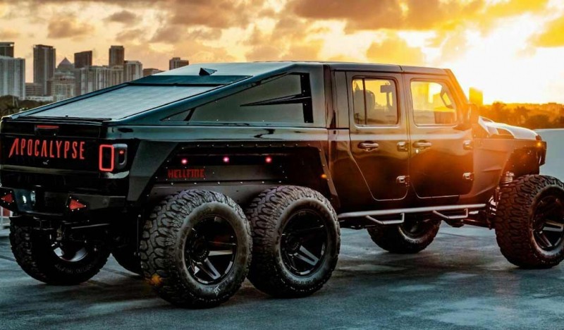 Грозный шестиколесный Jeep Gladiator Hellfire продают на eBay за 18,5 млн рублей