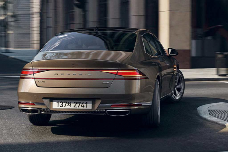 Genesis G90 2022: корейцы представили флагманский седан второго поколения