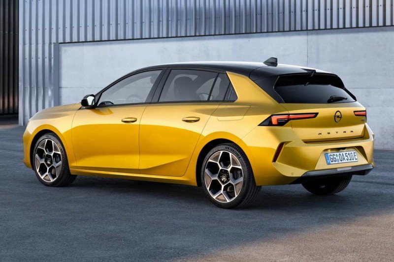Новый Opel Astra L 2022 оказался перелицованной версией Peugeot 308