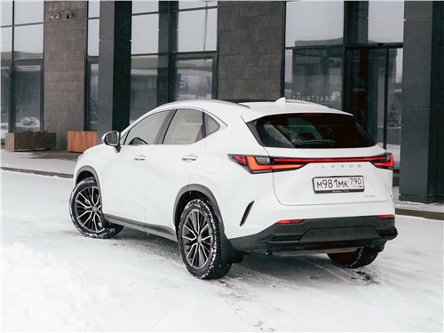 Lexus NX- вызов немецким кроссоверам 5 Lexus NX- вызов немецким кроссоверам