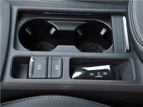 Тест-драйв Skoda Octavia (поколение IV) - Как аргумент для... фотографов-любителей 