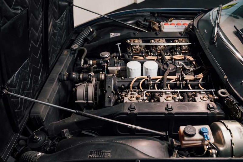 Редкий Ferrari 365 GTC/4 1972 года от Pininfarina ушел с молотка за 17,5 млн рублей