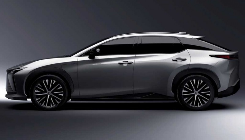 Lexus RZ 450e: японцы готовят к запуску глобальный электрический кроссовер