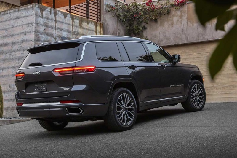 Новое поколение Jeep Grand Cherokee WL в удлиненной версии L