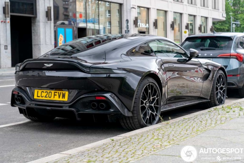Топ-10 мощных автомобилей на рынке, которые пока еще можно купить с МКПП