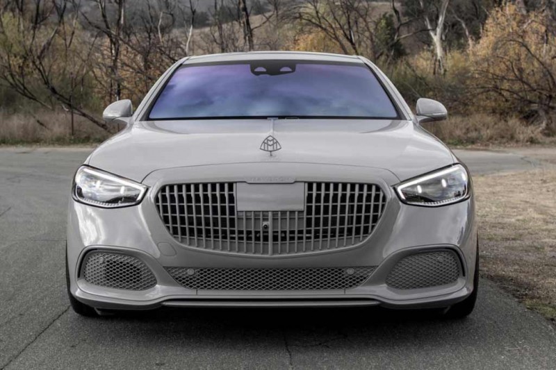 Ким Кардашьян показала свой новый Mercedes-Maybach S580 стоимостью свыше 24 млн