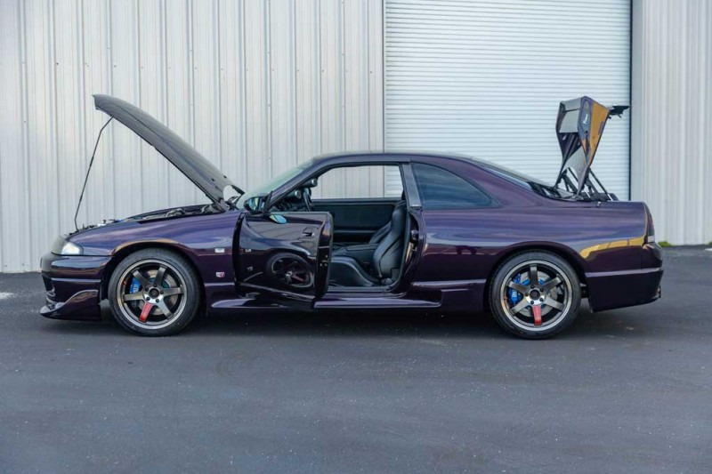 В Штатах с молотка продают Nissan Skyline GT-R V-Spec из Японии: ценник не взлетает 4 В Штатах с молотка продают Nissan Skyline GT-R V-Spec из Японии: ценник не взлетает