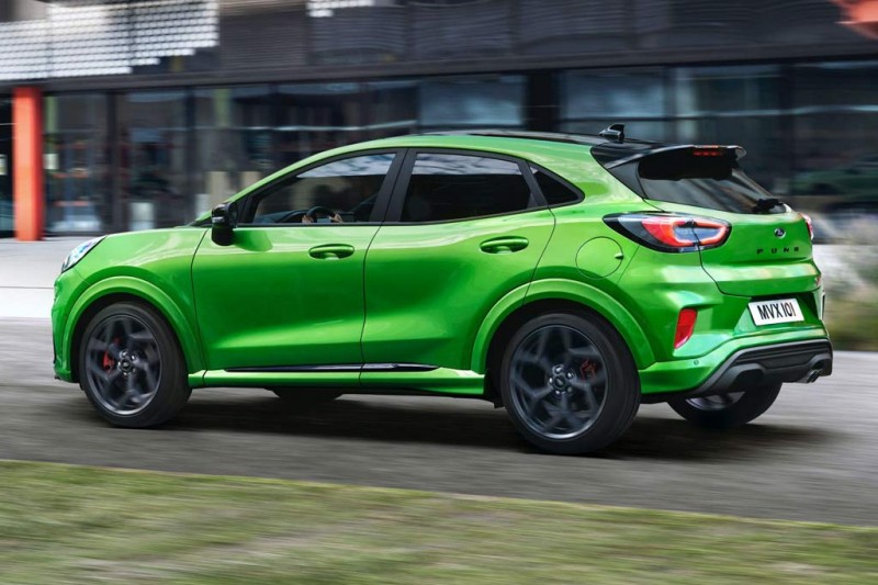 Подогретый паркетник Ford Puma ST: 200 &laquo;лошадок&raquo; почти за 3 млн рублей