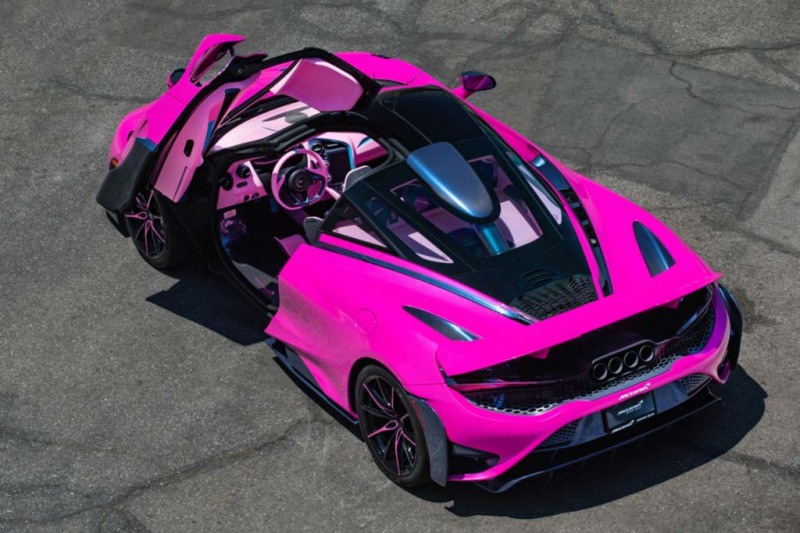 Хардкорный McLaren 765LT в розовом цвете: кто посмел заказать такой авто?