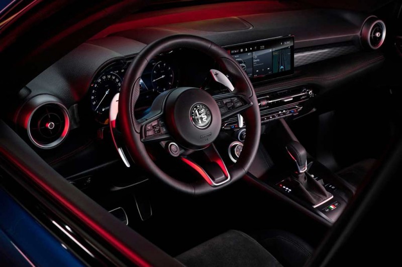 Представлен серийный Alfa Romeo Tonale: новый компактный кроссовер