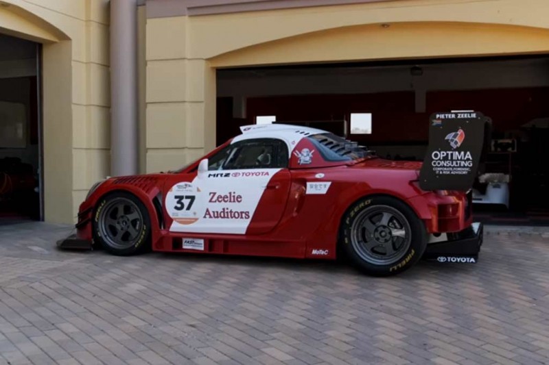 Южноафриканец построил 850-сильный вариант спорткара Toyota MR2 Spyder 3 Южноафриканец построил 850-сильный вариант спорткара Toyota MR2 Spyder