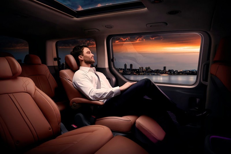 Серийный Hyundai Staria: новый минивэн от корейского автопроизводителя