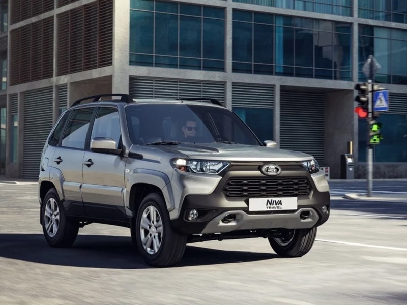 Внедорожники Lada Niva Travel могут самовоспламеняться